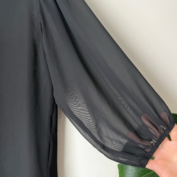 5/25$ Lily White sheer blouse size Large - Picture 5 of 8